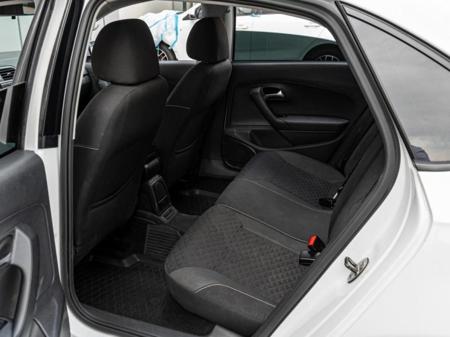 Volkswagen Polo V Рестайлинг Краснодар  - изображение 11