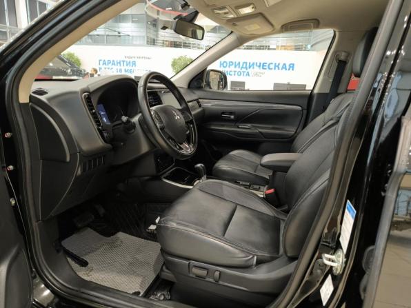 Mitsubishi Outlander III Рестайлинг 3 с пробегом 2019 года, цена 2 720 000 рублей, 56264 км, внедорожник, Автокод Объявления