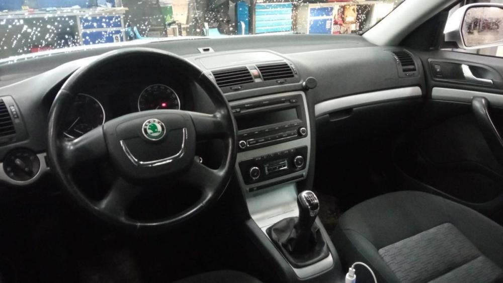 Skoda Octavia II (A5) Рестайлинг Санкт-Петербург  - изображение 5