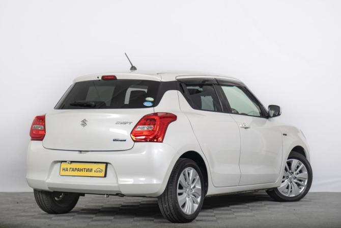 Suzuki Swift V с пробегом 2020 года, цена 1 229 000 рублей, 32000 км, хэтчбек, Автокод Объявления