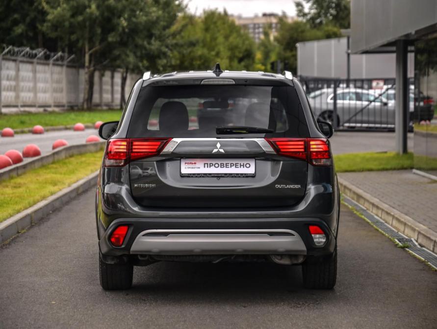 Mitsubishi Outlander III Рестайлинг 3 Санкт-Петербург  - изображение 7