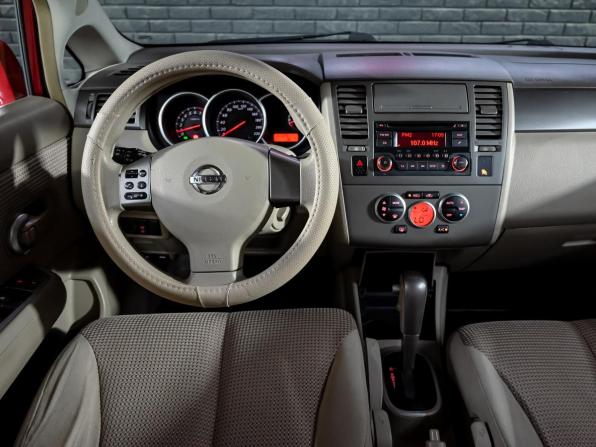 Nissan Tiida I Рестайлинг с пробегом 2013 года, цена 1 020 000 рублей, 100093 км, хэтчбек, Автокод Объявления