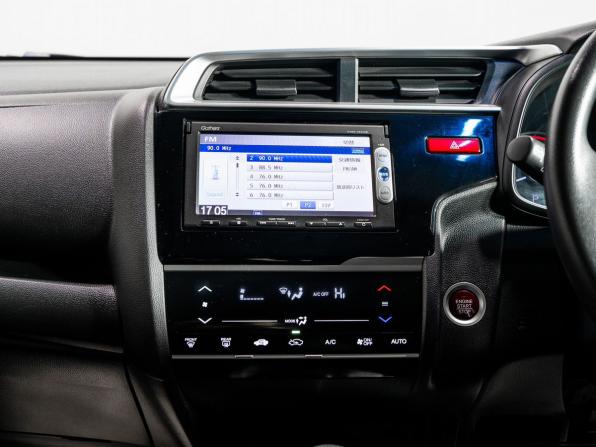 Honda Fit III с пробегом 2013 года, цена 995 000 рублей, 118125 км, хэтчбек, Автокод Объявления