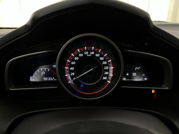 Mazda 3 III (BM) с пробегом 2014 года, цена 1 390 000 рублей, 98302 км, седан, Автокод Объявления