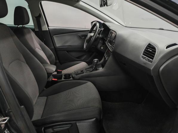 SEAT Leon III Рестайлинг с пробегом 2018 года, цена 1 337 000 рублей, 247293 км, универсал, Автокод Объявления