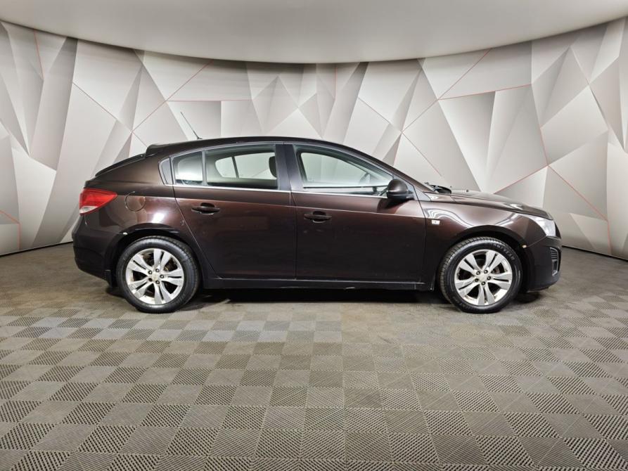 Chevrolet Cruze I Рестайлинг Москва  - изображение 6