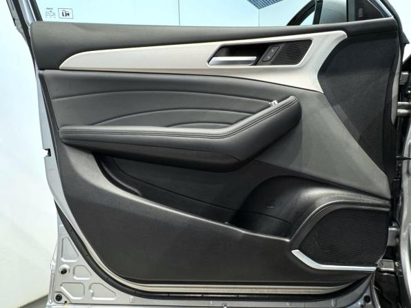 Haval F7 I Рестайлинг с пробегом 2023 года, цена 2 370 000 рублей, 4271 км, внедорожник, Автокод Объявления