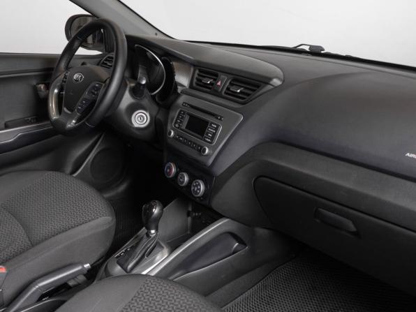 Kia Rio III Рестайлинг с пробегом 2016 года, цена 1 045 400 рублей, 164381 км, седан, Автокод Объявления
