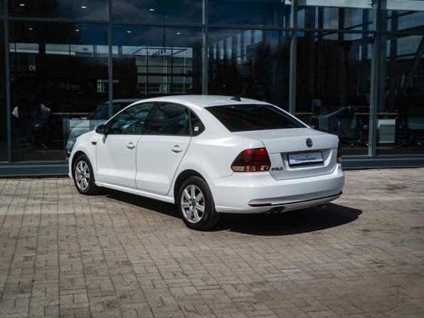 Volkswagen Polo V Рестайлинг с пробегом 2018 года, цена 1 320 000 рублей, 157321 км, седан, Автокод Объявления