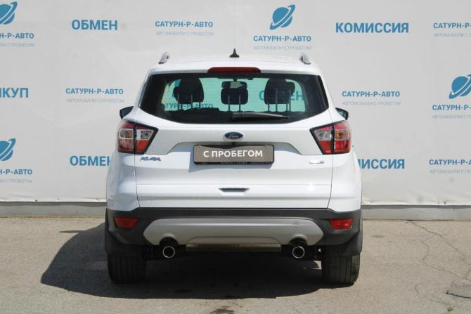 Ford Kuga II Рестайлинг с пробегом 2018 года, цена 1 860 000 рублей, 65000 км, внедорожник, Автокод Объявления