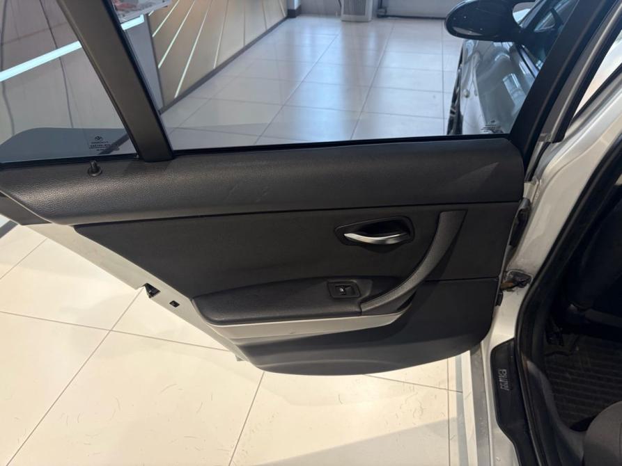 BMW 3 серии V (E90/E91/E92/E93) Екатеринбург  - изображение 10