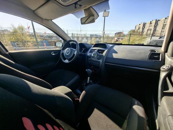 Renault Megane II Рестайлинг с пробегом 2007 года, цена 369 000 рублей, 203084 км, седан, Автокод Объявления