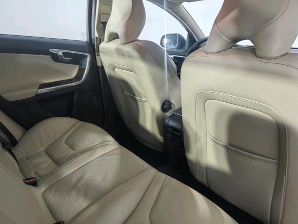 Volvo S60 II Рестайлинг с пробегом 2014 года, цена 1 299 000 рублей, 212375 км, седан, Автокод Объявления