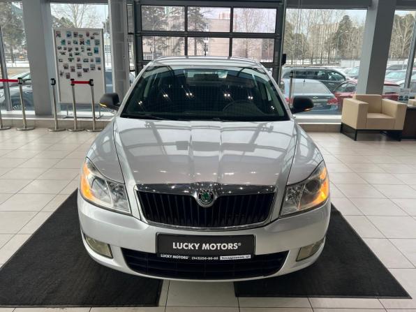 Skoda Octavia II (A5) Рестайлинг с пробегом 2012 года, цена 625 000 рублей, 210061 км, лифтбек, Автокод Объявления