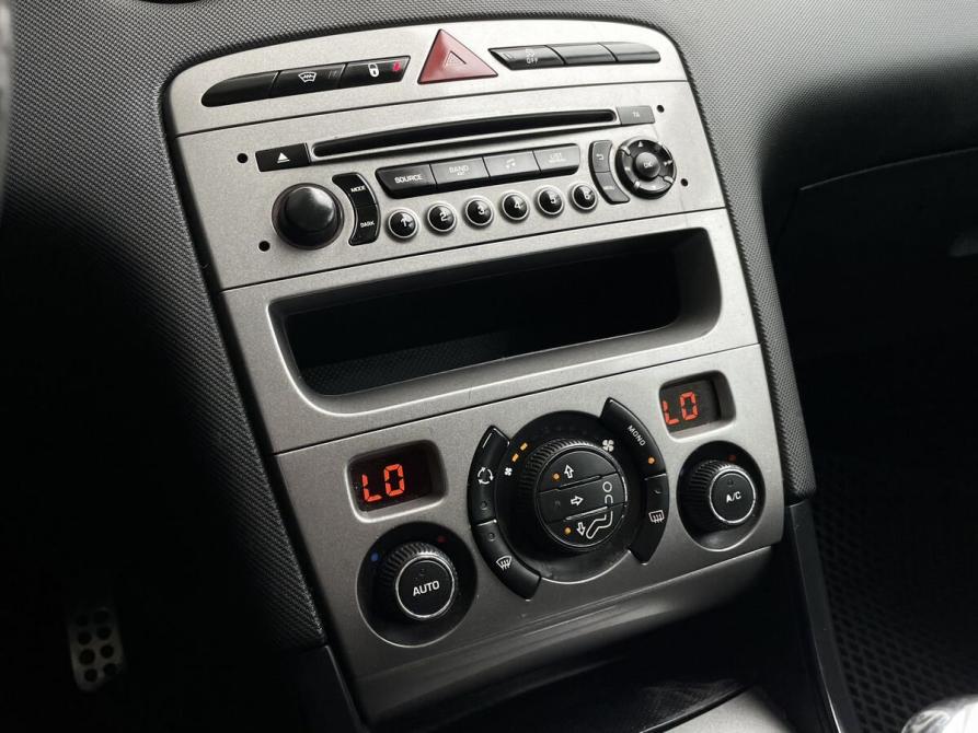 Peugeot 408 I Екатеринбург  - изображение 19