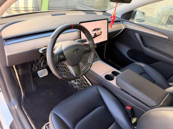 Tesla Model Y I с пробегом 2021 года, цена 4 450 000 рублей, 46272 км, внедорожник, Автокод Объявления