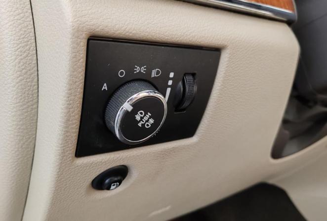 Jeep Grand Cherokee IV (WK2) с пробегом 2012 года, цена 1 750 000 рублей, 241421 км, внедорожник, Автокод Объявления
