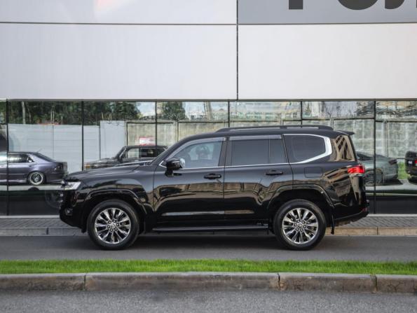Toyota Land Cruiser 300 Series с пробегом 2022 года, цена 9 299 000 рублей, 51215 км, внедорожник, Автокод Объявления