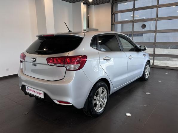 Kia Rio III Рестайлинг с пробегом 2016 года, цена 792 000 рублей, 208412 км, хэтчбек, Автокод Объявления