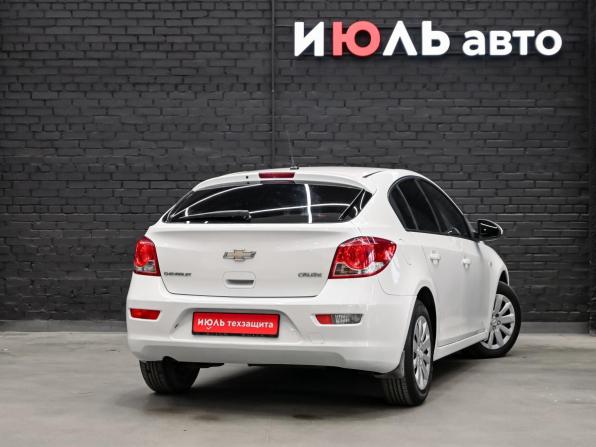 Chevrolet Cruze I Рестайлинг с пробегом 2013 года, цена 690 000 рублей, 175165 км, хэтчбек, Автокод Объявления