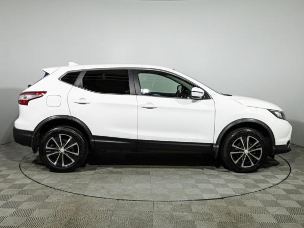 Nissan Qashqai II с пробегом 2017 года, цена 1 299 777 рублей, 127453 км, внедорожник, Автокод Объявления
