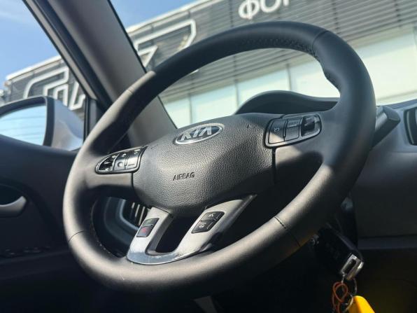 Kia Sportage III Рестайлинг с пробегом 2014 года, цена 1 270 000 рублей, 218316 км, внедорожник, Автокод Объявления