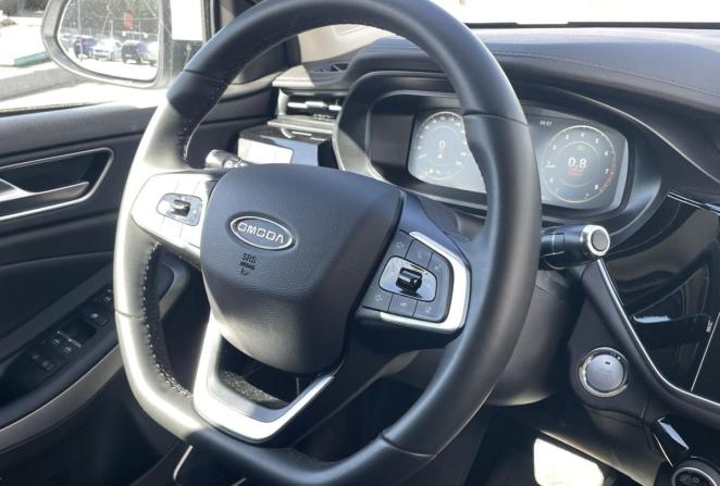 Omoda S5 с пробегом 2024 года, цена 1 320 000 рублей, 59764 км, седан, Автокод Объявления