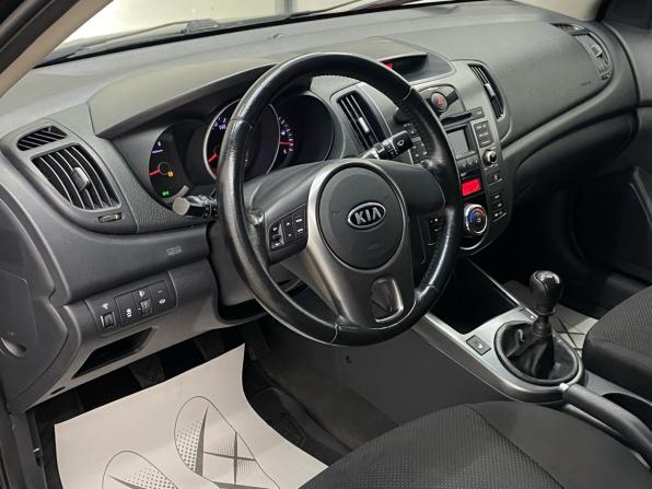 Kia Cerato II с пробегом 2009 года, цена 529 000 рублей, 199130 км, седан, Автокод Объявления
