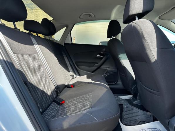 Volkswagen Polo V Рестайлинг с пробегом 2019 года, цена 1 380 000 рублей, 131114 км, седан, Автокод Объявления