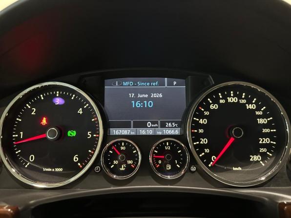 Volkswagen Touareg I Рестайлинг с пробегом 2008 года, цена 1 315 000 рублей, 165000 км, внедорожник, Автокод Объявления