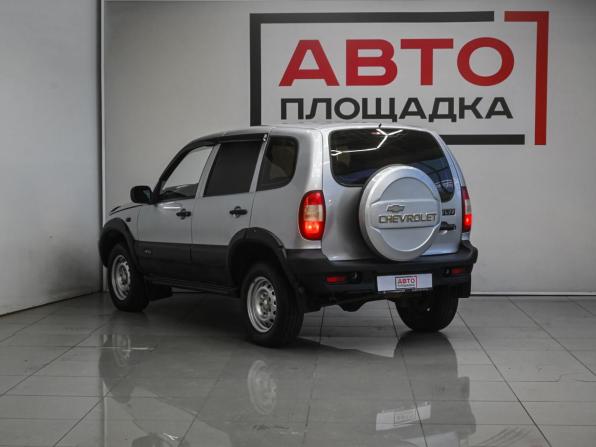 Chevrolet Niva I с пробегом 2005 года, цена 529 000 рублей, 141630 км, внедорожник, Автокод Объявления