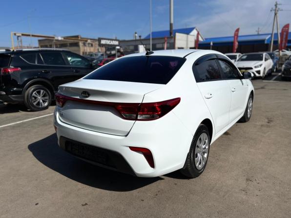Kia Rio IV с пробегом 2017 года, цена 1 180 000 рублей, 114500 км, седан, Автокод Объявления
