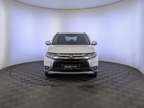 Mitsubishi Outlander III Рестайлинг 2 с пробегом 2018 года, цена 2 025 000 рублей, 202950 км, внедорожник, Автокод Объявления
