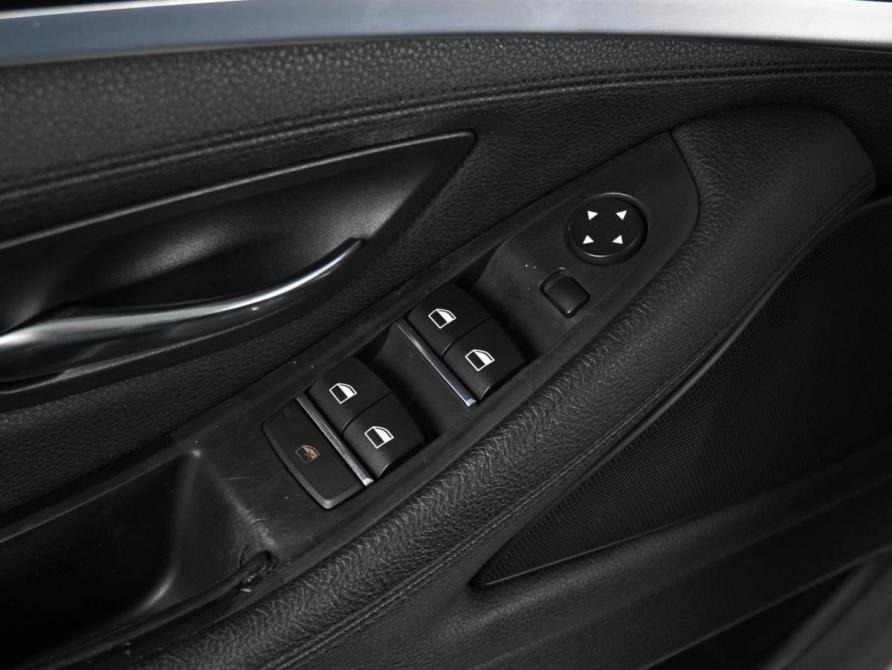 BMW 5 серии VI (F10/F11/F07) Рестайлинг Ростов-на-Дону  - изображение 18