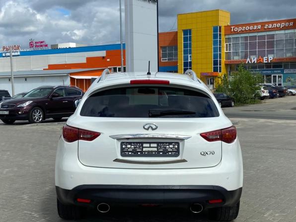 Infiniti QX70 с пробегом 2014 года, цена 1 900 000 рублей, 264634 км, внедорожник, Автокод Объявления
