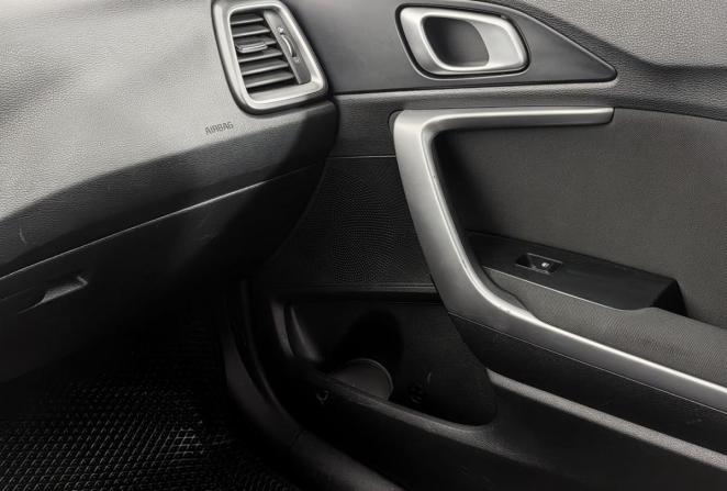 Kia Ceed III с пробегом 2019 года, цена 1 840 000 рублей, 118416 км, хэтчбек, Автокод Объявления