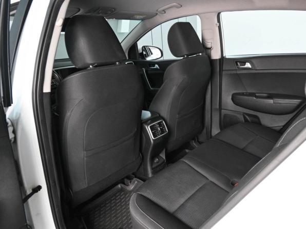 Kia Sportage IV Рестайлинг с пробегом 2021 года, цена 2 675 000 рублей, 88351 км, внедорожник, Автокод Объявления