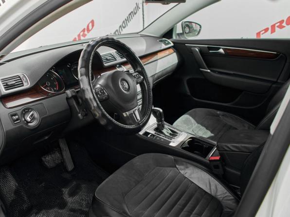 Volkswagen Passat B7 с пробегом 2012 года, цена 1 150 000 рублей, 247663 км, седан, Автокод Объявления