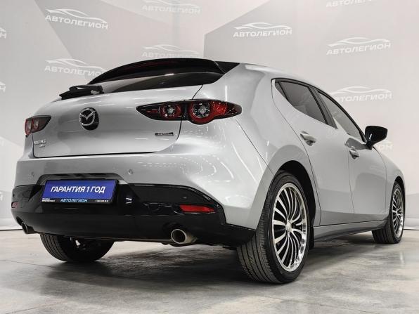 Mazda 3 IV (BP) с пробегом 2022 года, цена 1 785 000 рублей, 38397 км, хэтчбек, Автокод Объявления