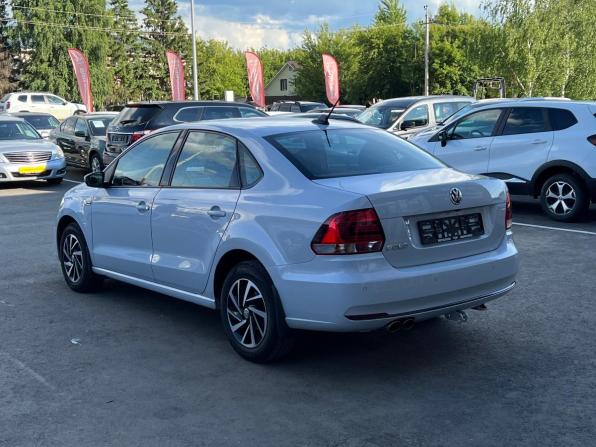 Volkswagen Polo V Рестайлинг с пробегом 2018 года, цена 1 100 000 рублей, 257359 км, седан, Автокод Объявления