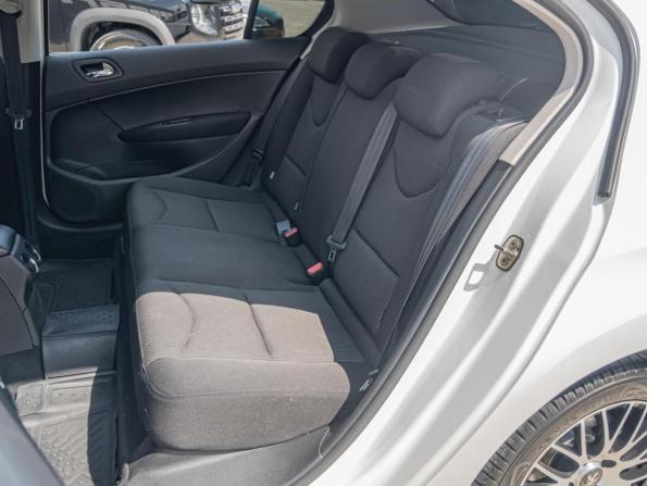 Peugeot 408 I с пробегом 2012 года, цена 840 000 рублей, 72874 км, седан, Автокод Объявления