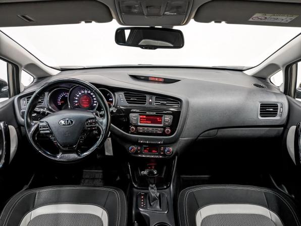 Kia Ceed II с пробегом 2015 года, цена 1 255 000 рублей, 118804 км, универсал, Автокод Объявления