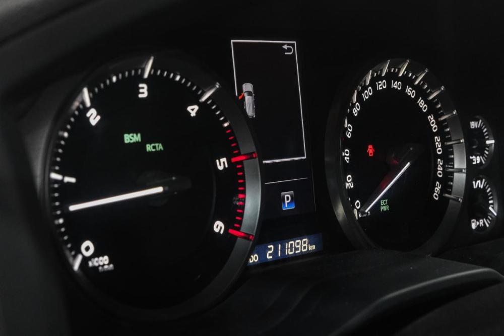 Toyota Land Cruiser 200 Series Рестайлинг 2 Новокузнецк  - изображение 23