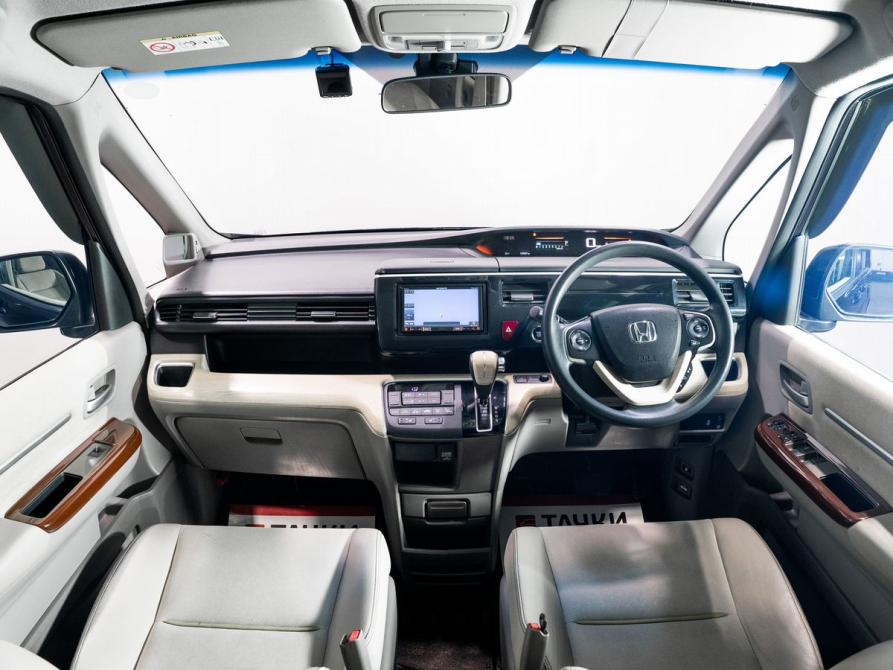 Honda Stepwgn V Чита  - изображение 8