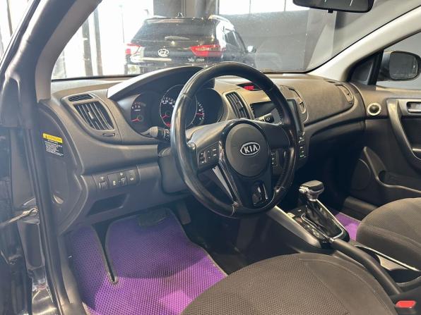 Kia Cerato II с пробегом 2012 года, цена 850 000 рублей, 210000 км, купе, Автокод Объявления