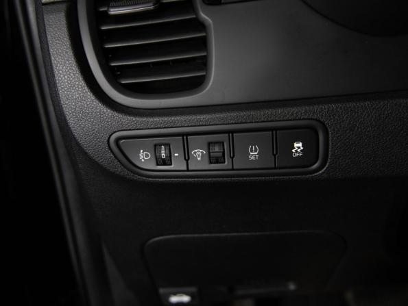 Kia Rio IV с пробегом 2018 года, цена 1 399 000 рублей, 152487 км, хэтчбек, Автокод Объявления