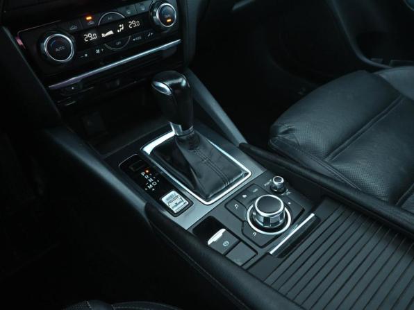 Mazda 6 III (GJ) Рестайлинг с пробегом 2016 года, цена 1 749 000 рублей, 132050 км, седан, Автокод Объявления