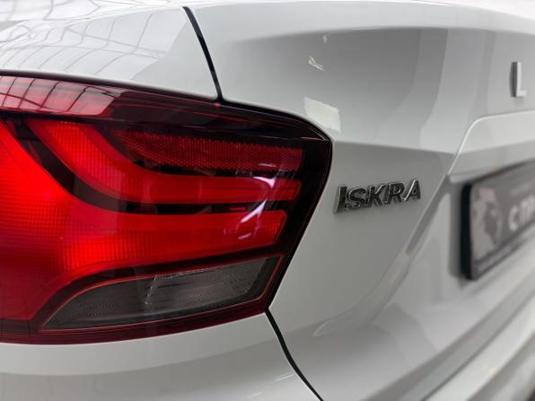 Lada (ВАЗ) Iskra с пробегом 2025 года, цена 1 575 000 рублей, 444 км, седан, Автокод Объявления