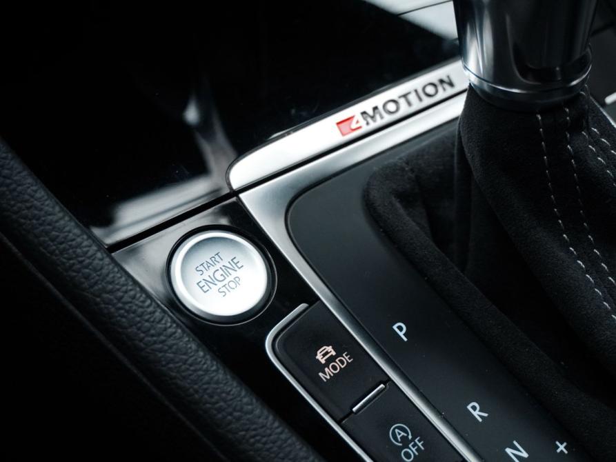 Volkswagen Golf R VII Рестайлинг Ростов-на-Дону  - изображение 26