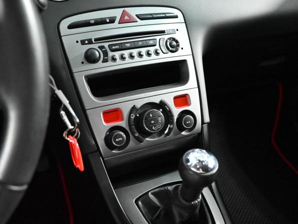 Peugeot 408 I с пробегом 2013 года, цена 615 000 рублей, 129461 км, седан, Автокод Объявления